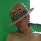 Profile picture of lovean-love